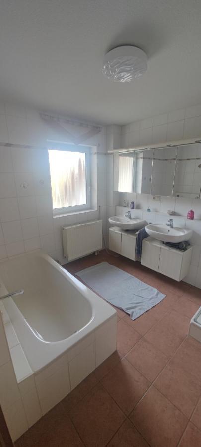 Ferienwohnung Zwischen Rhein Und Schwarzwald Bischweier Εξωτερικό φωτογραφία